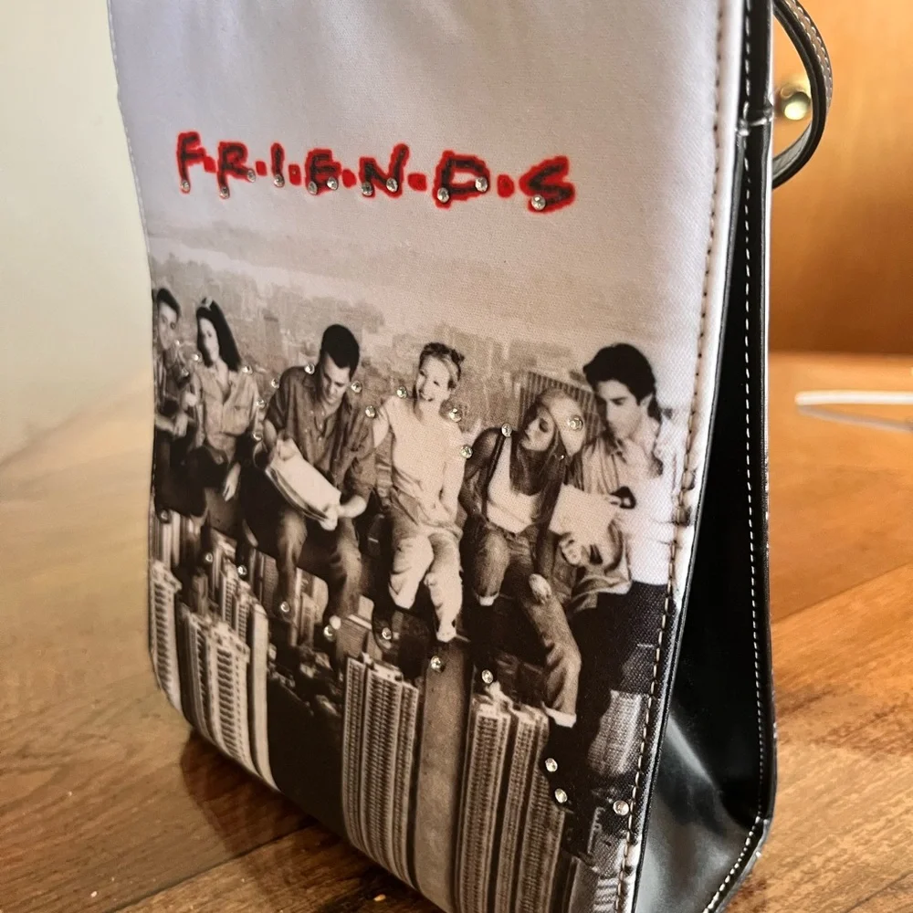 Vintage Black and White Friends Themed Bag - Picture 5 of 6